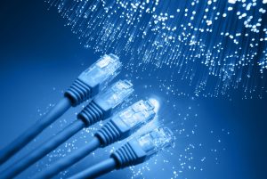 مخابرات دلیل قطع سرویس اینترنت را قطعی برق عنوان کرد
